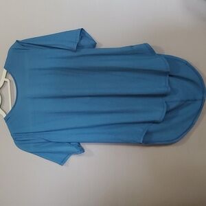 Under armour top size 2xl